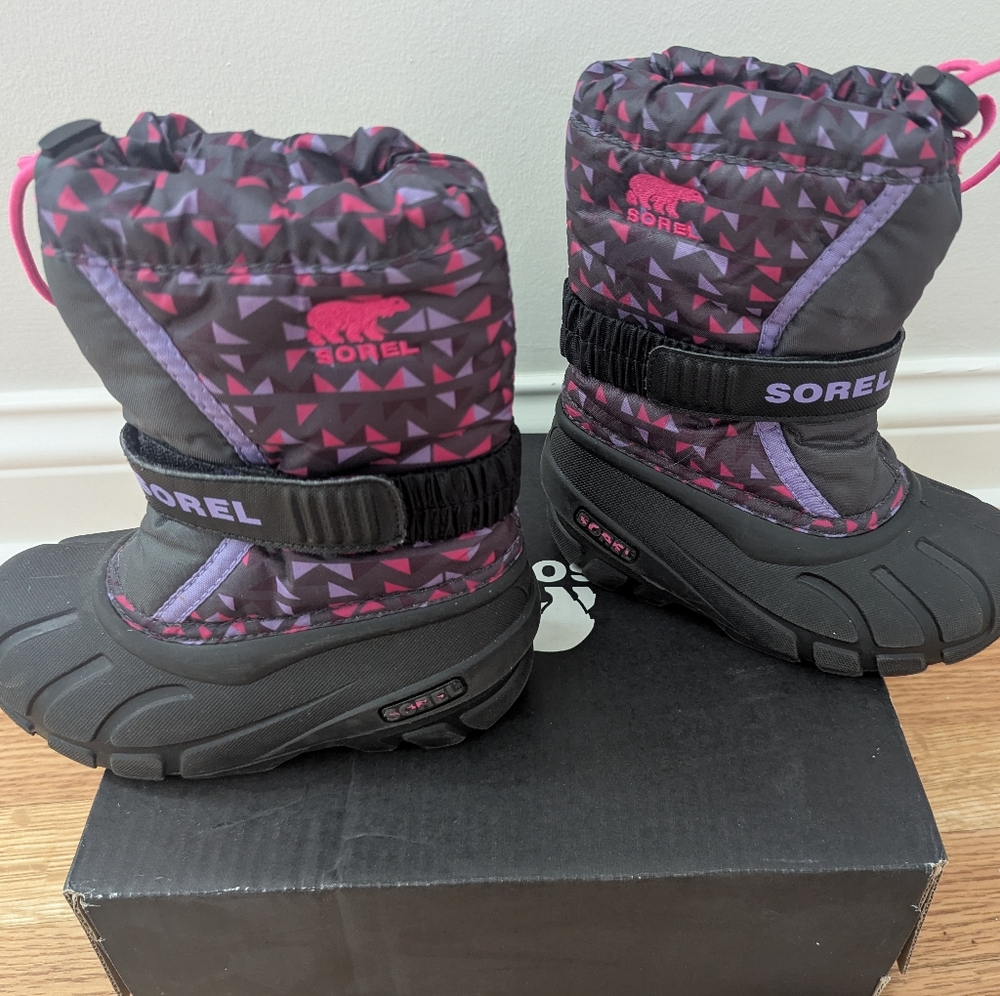 Sorel Girls Flurry Print Snow Boot